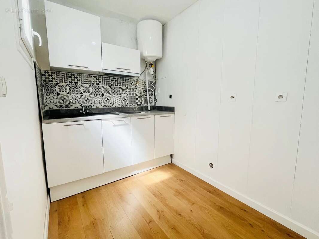 Appartement à MARSEILLE-5E