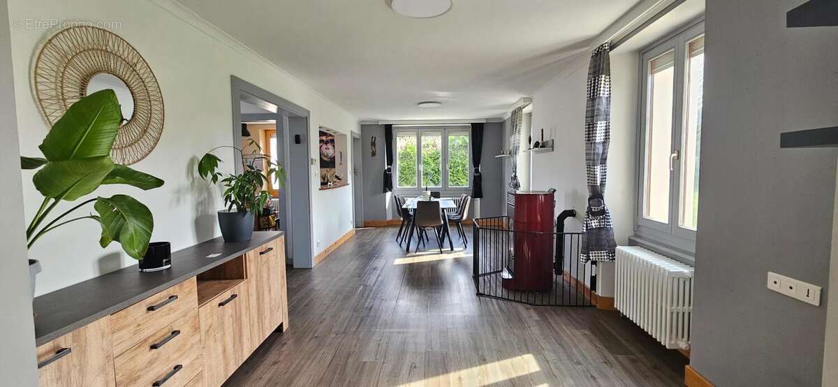 Photo 3 - Maison à LE THILLOT