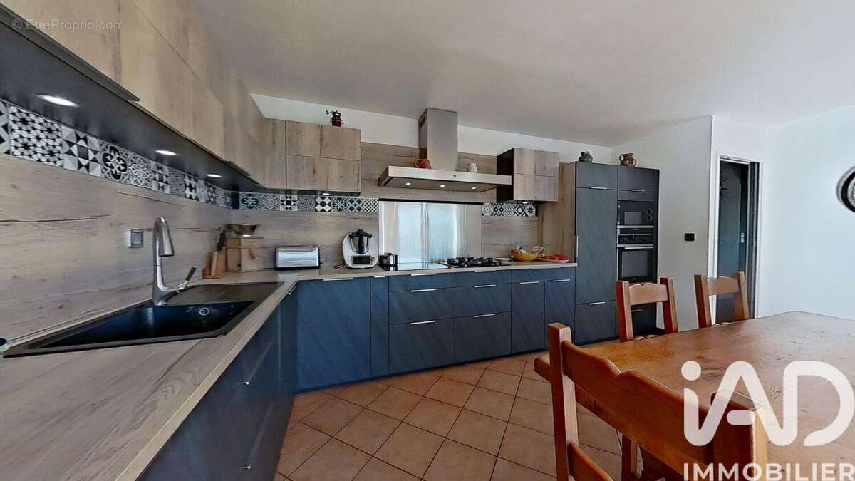 Photo 5 - Maison à ROQUEBRUNE-SUR-ARGENS