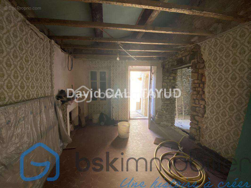 Maison à SAINT-CHRISTOL