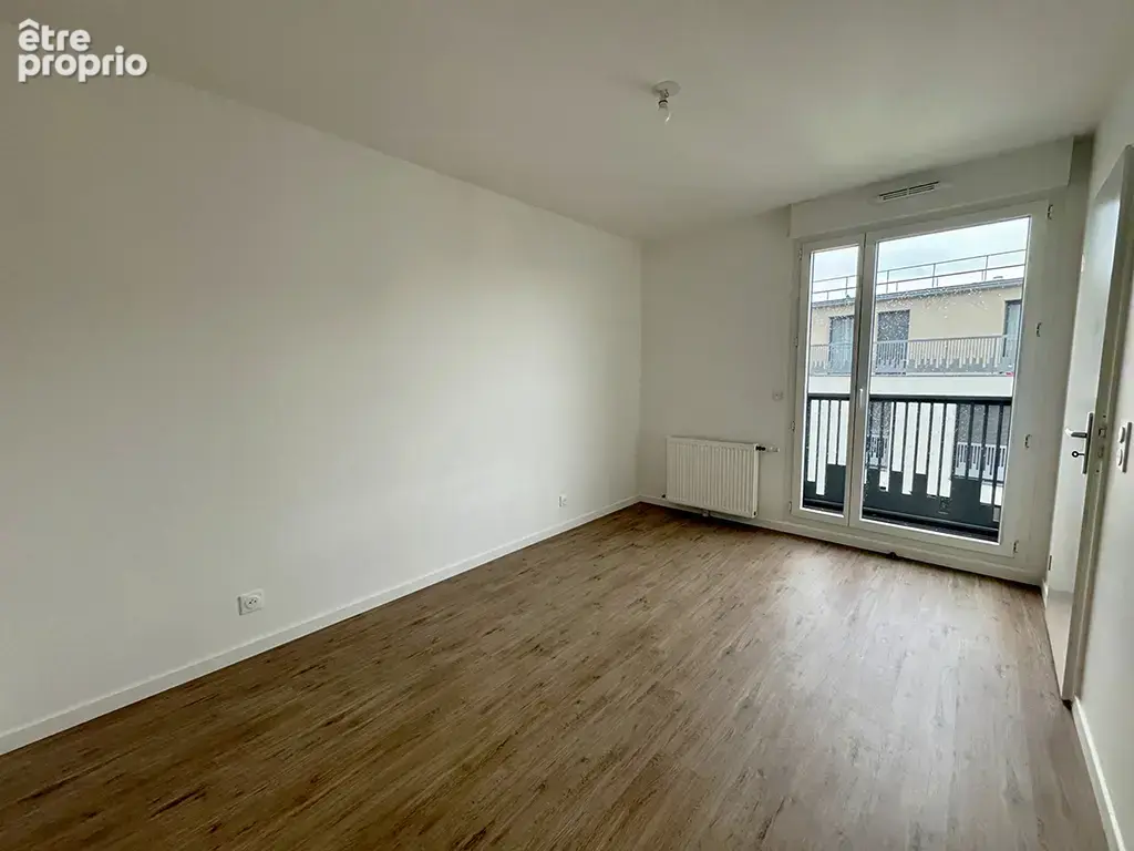 Appartement 2 pièces 47 m² à vendre à Neuilly-Plaisance (93360) - photo 2