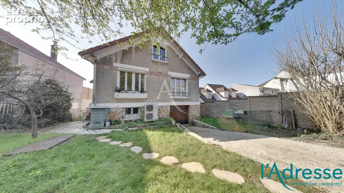 Maison à BRY-SUR-MARNE