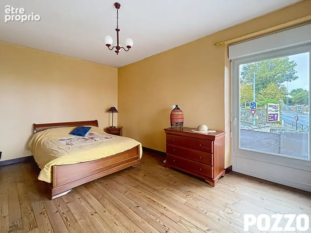 Maison - 6 pièces - 3 chambres - 127 m² - garage - cour - Saint Lo  - centre ville - photo 8