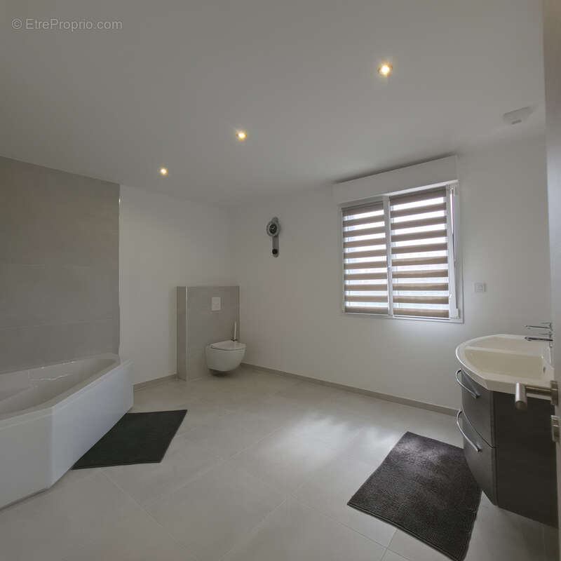 Grande maison familiale CONTEMPORAINE individuelle - photo 18