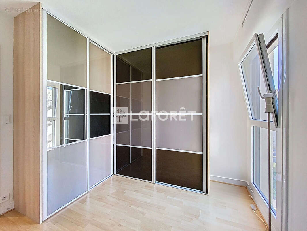 Appartement à VERNEUIL-SUR-SEINE