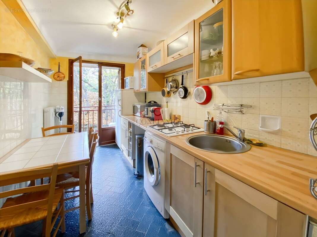 Appartement à SAINT-ETIENNE-DE-TINEE