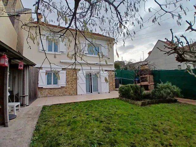 Maison à VILLENEUVE-SAINT-GEORGES