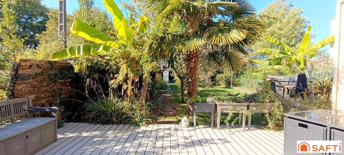 Photo 1 - Maison à SAINTES