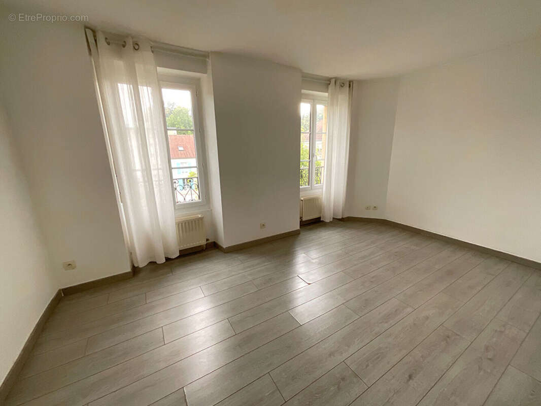 Appartement à MEULAN