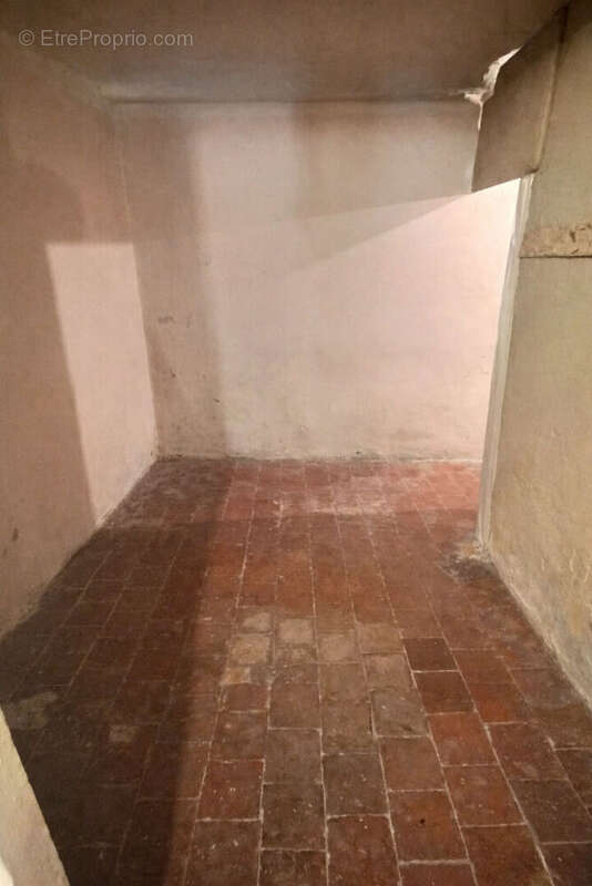 Maison à LA ROQUEBRUSSANNE