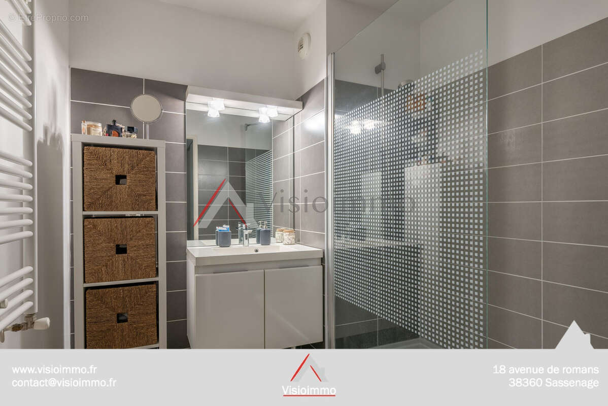 Appartement à SASSENAGE