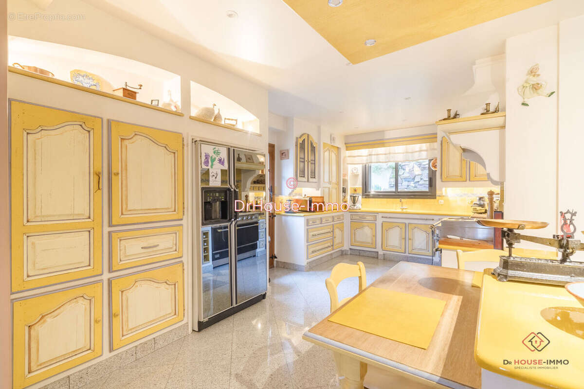 Maison à BRY-SUR-MARNE