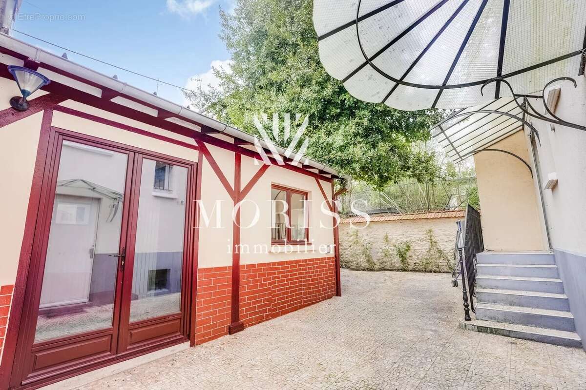 Appartement à FONTENAY-SOUS-BOIS