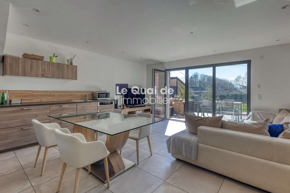 Maison à SAINT-MARTIN-D'URIAGE