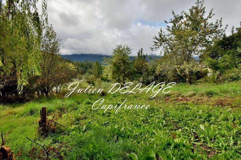 Terrain à SAINT-SAUVEUR