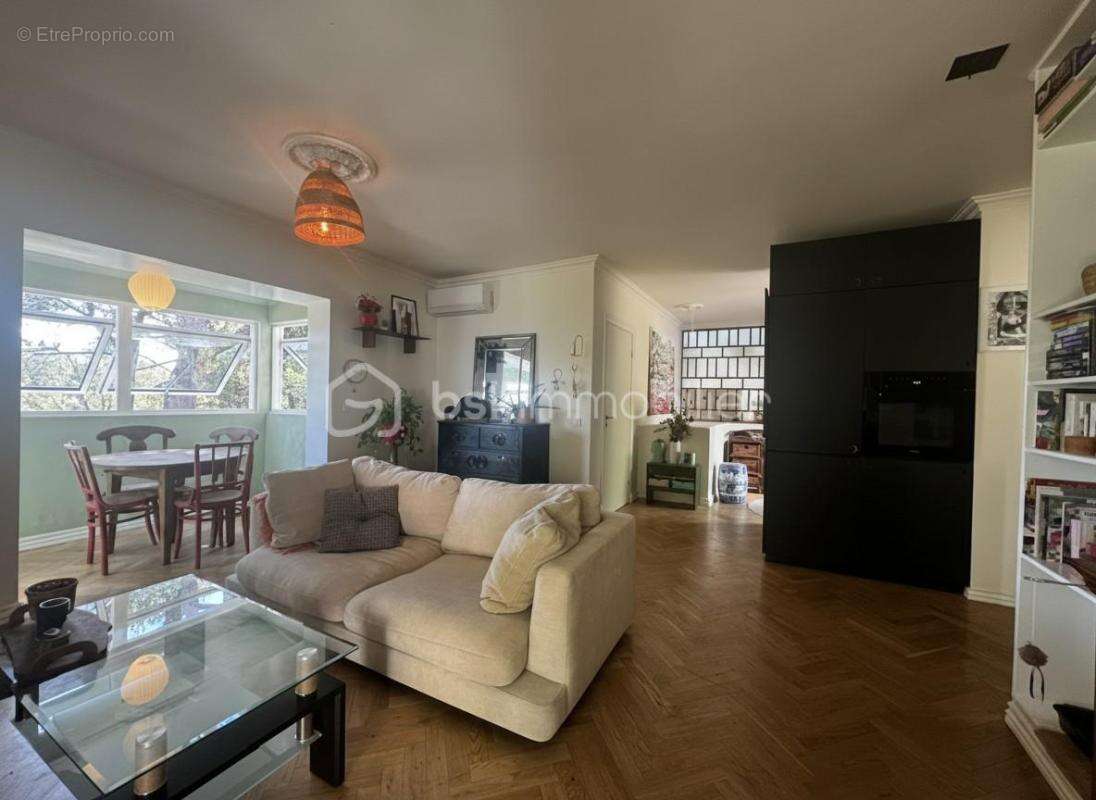 Maison à TOURRETTES