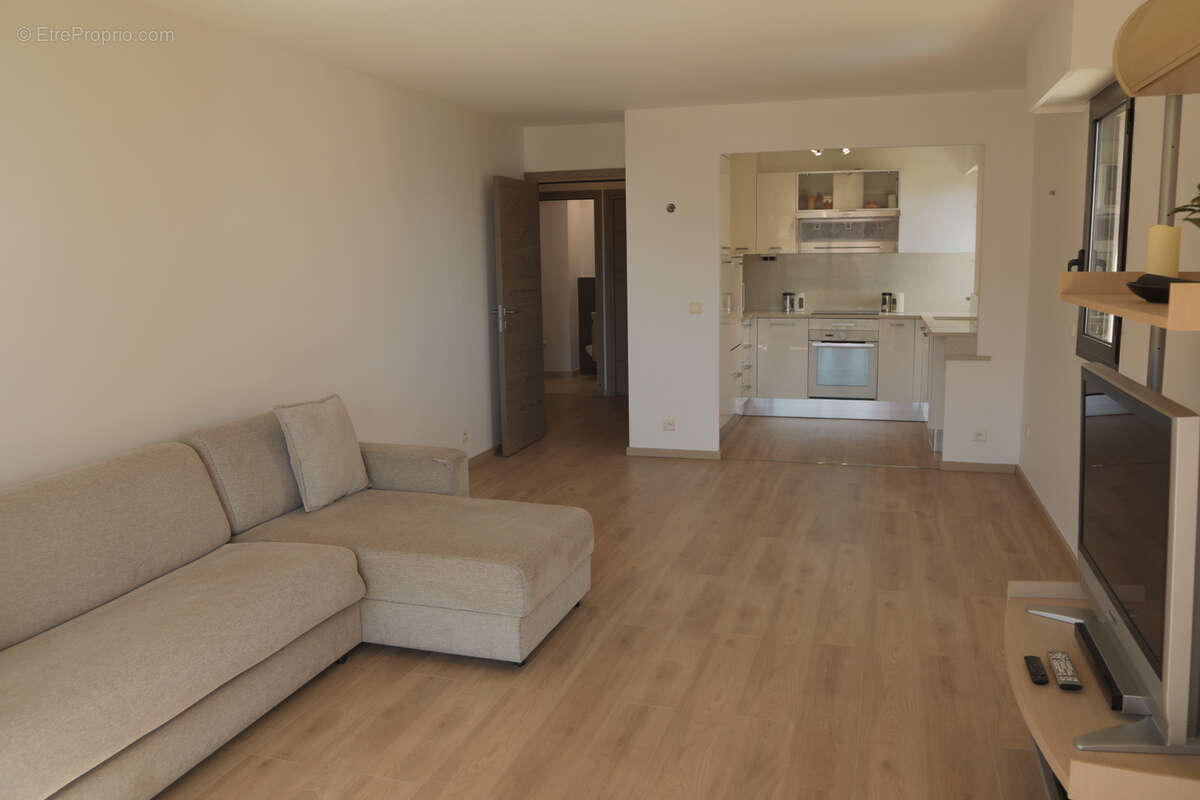 Appartement à BEAUSOLEIL