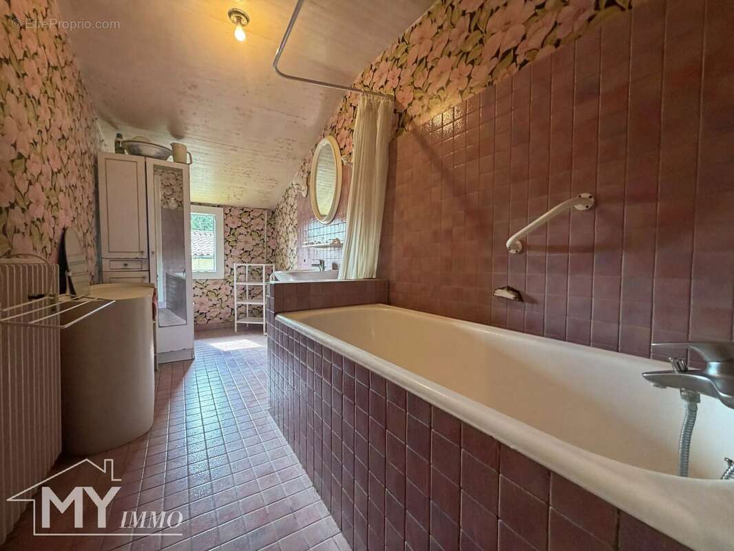 St pey de castets : maison de bourg - photo 12
