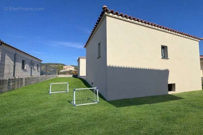 Maison à SAINT-MARTIN-DE-VALGALGUES