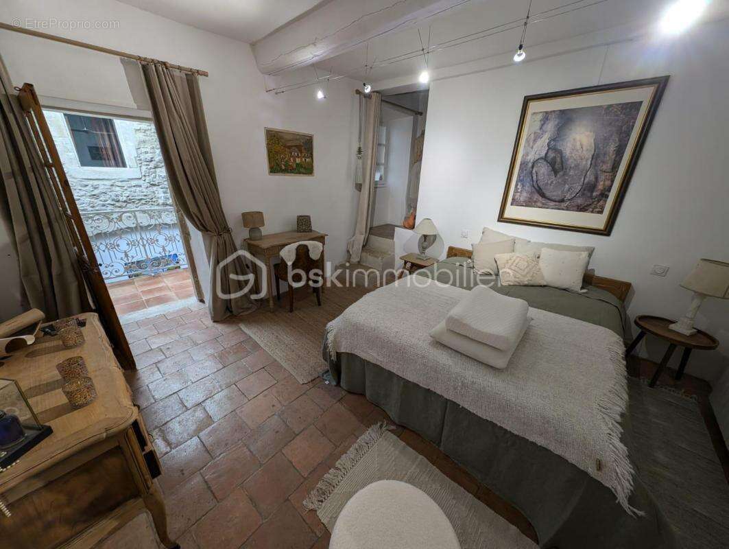 Maison à SAINT-BAUZELY