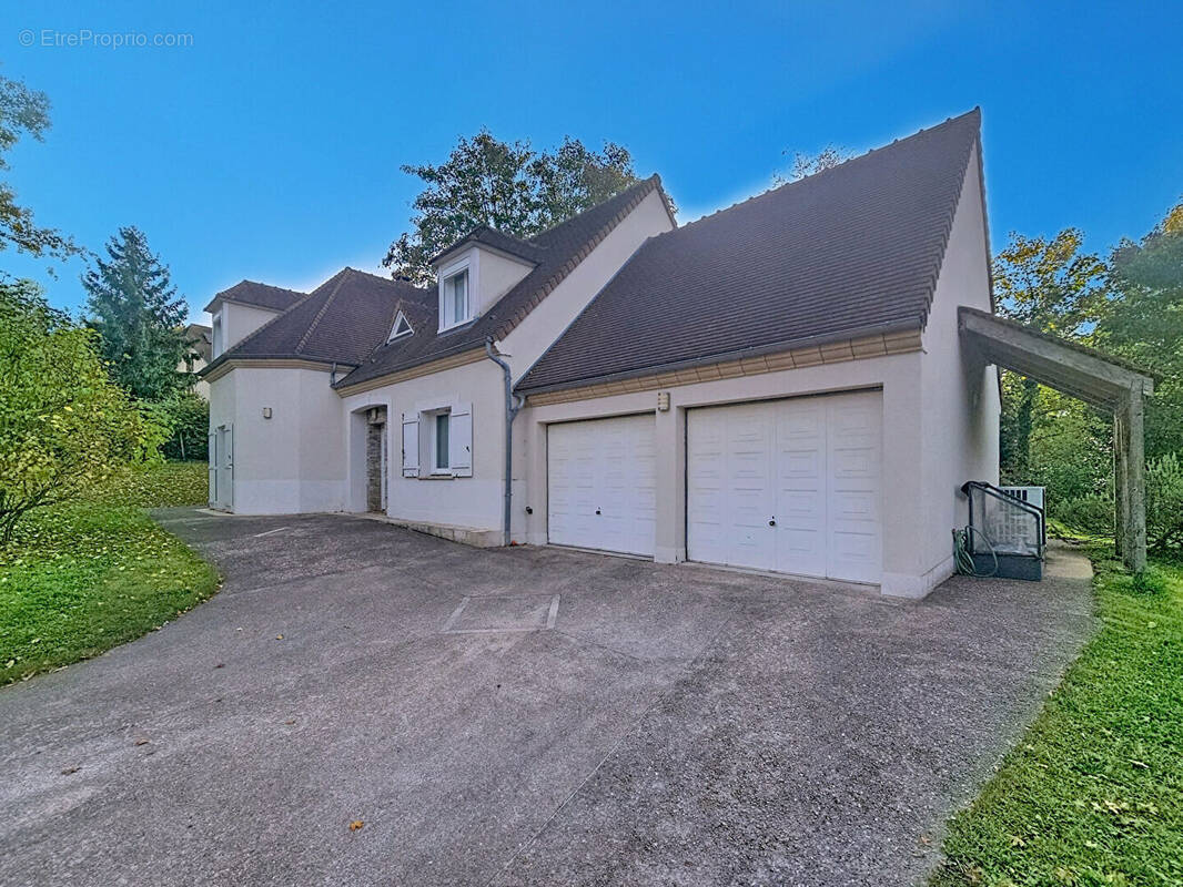 Maison à CHESSY