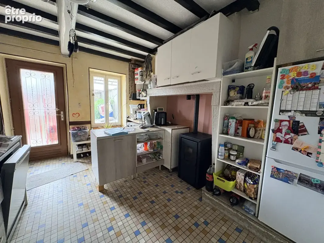 Charmante maison avec grange attenante et jardin à Gannat - photo 2