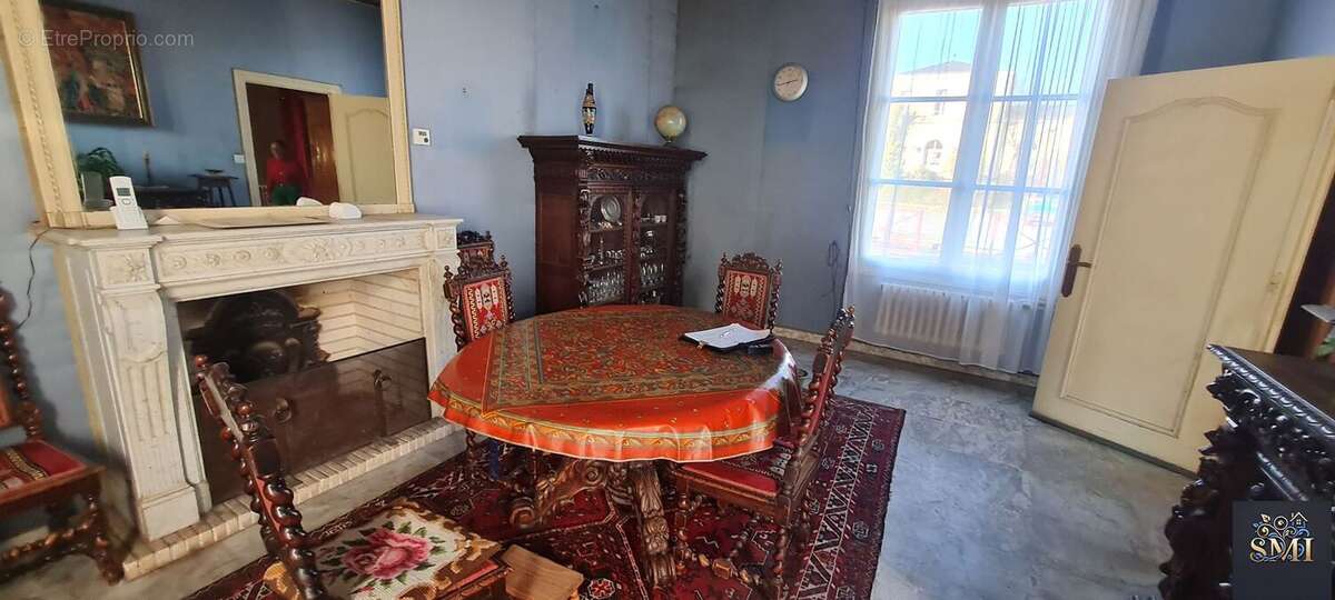 Maison à LA CHAPELLE-SUR-LOIRE