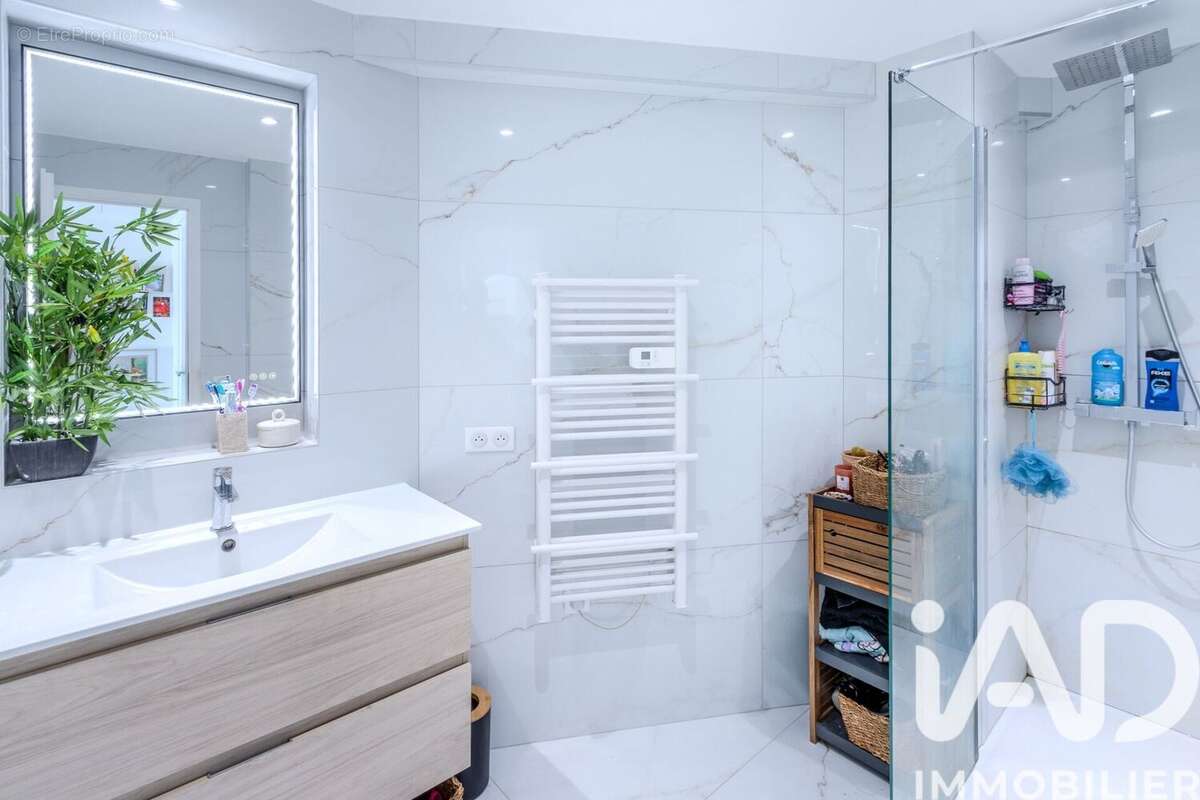Photo 6 - Appartement à MANDELIEU-LA-NAPOULE