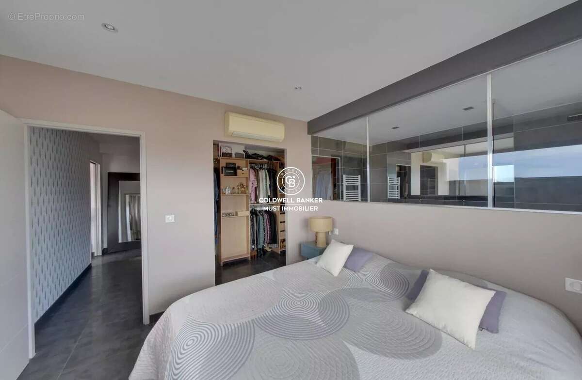 Maison à VILLENEUVE-DE-LA-RAHO