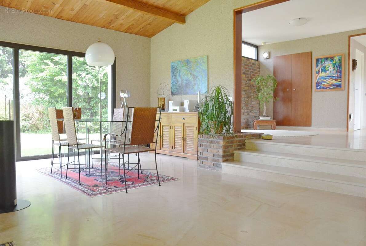 Maison à SENLISSE