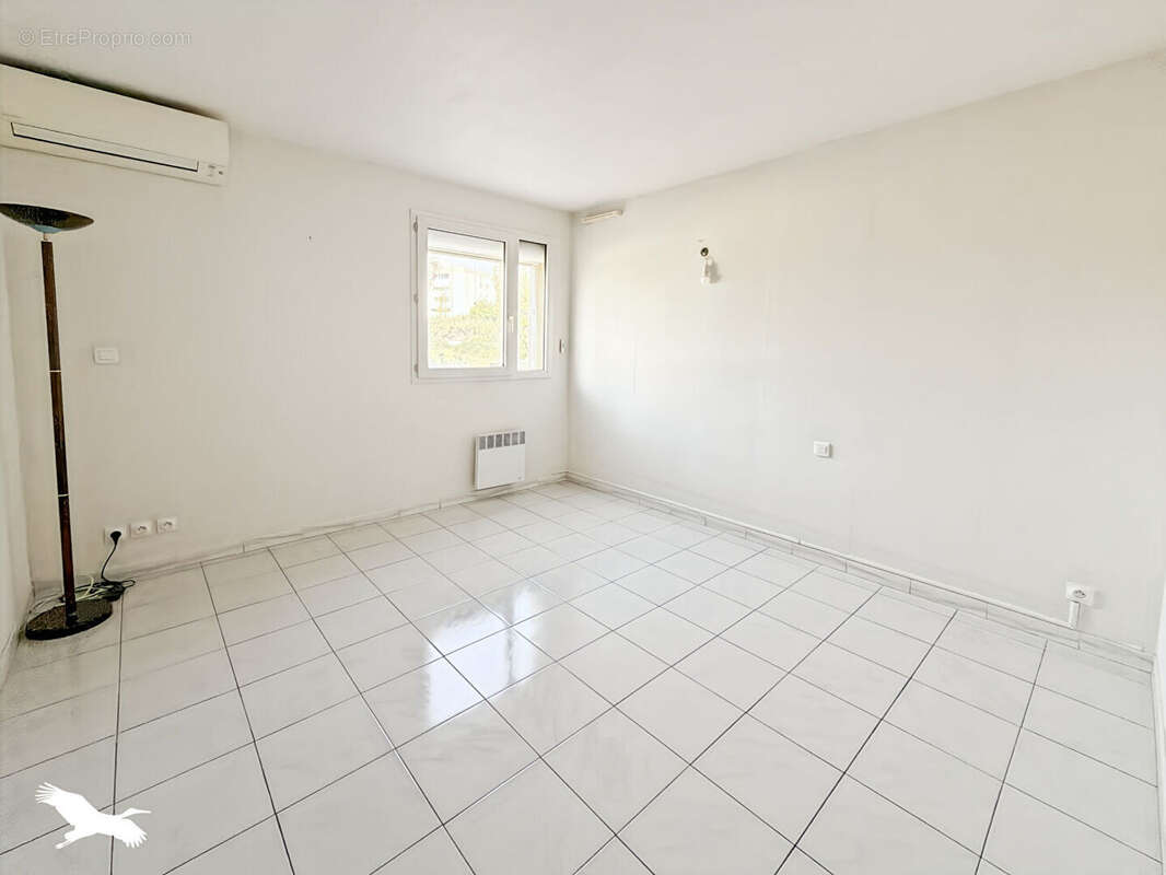 Appartement à MARSEILLE-11E