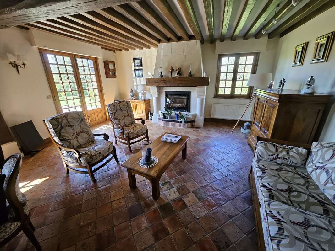 Maison à MANNEVILLE-LA-PIPARD