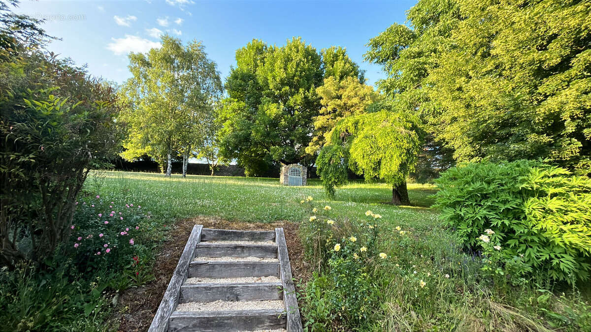 Manoir et longère rénovée - photo 17