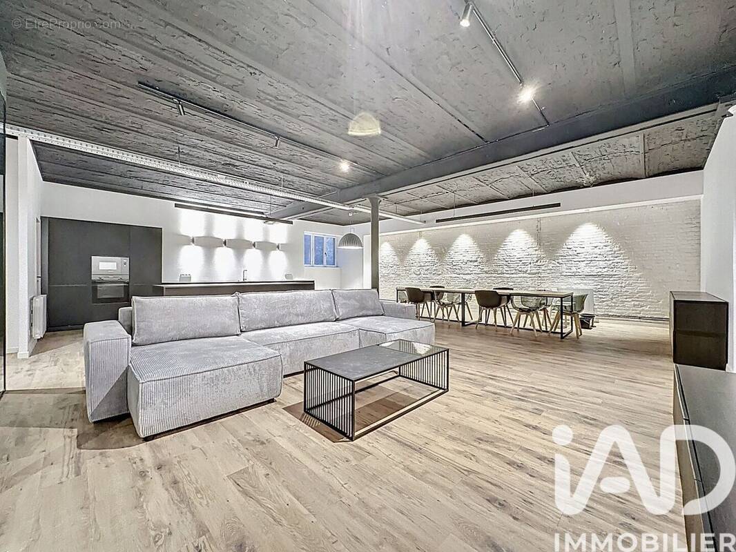 Photo 1 - Commerce à ROUBAIX