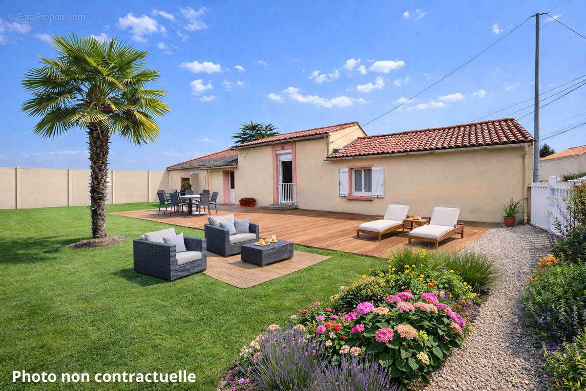 Maison à LE LOROUX-BOTTEREAU