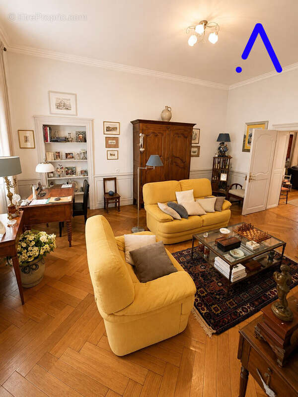 Appartement 116 m² à Luneville  - photo 2