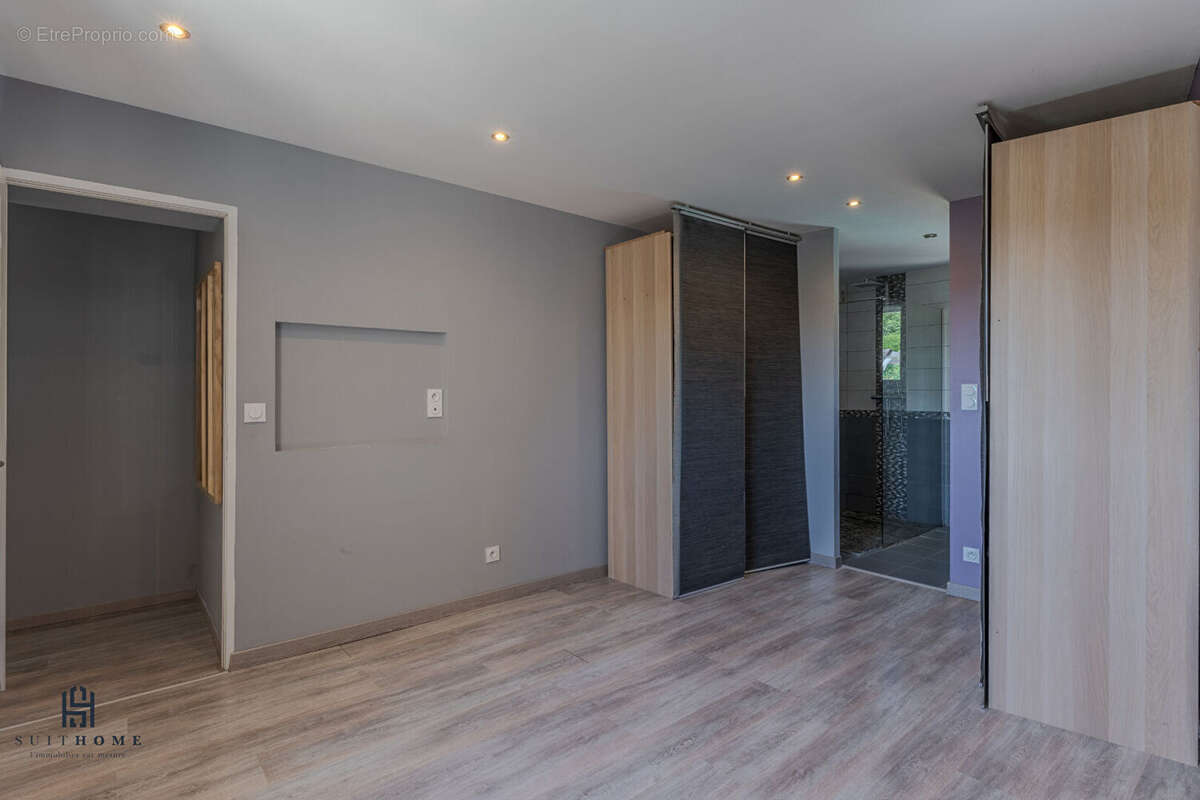Pavillon familial 6 pièces de 110 m² avec piscine chauffée - photo 17