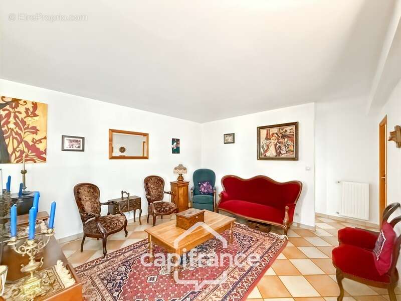 Maison à NOYAL-PONTIVY