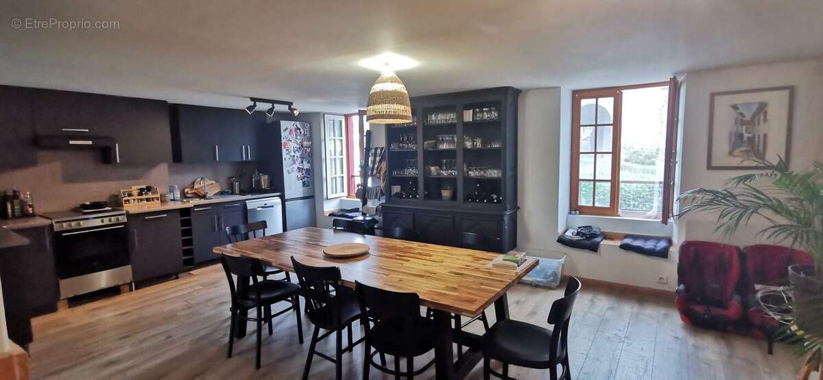 Appartement à LA BASTIDE-CLAIRENCE