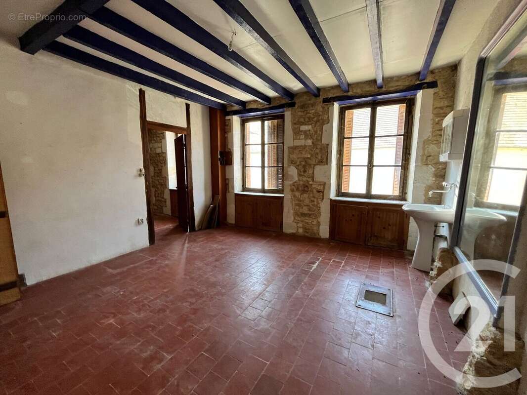 Maison 118 m² à Entrains-Sur-Nohain  - photo 7