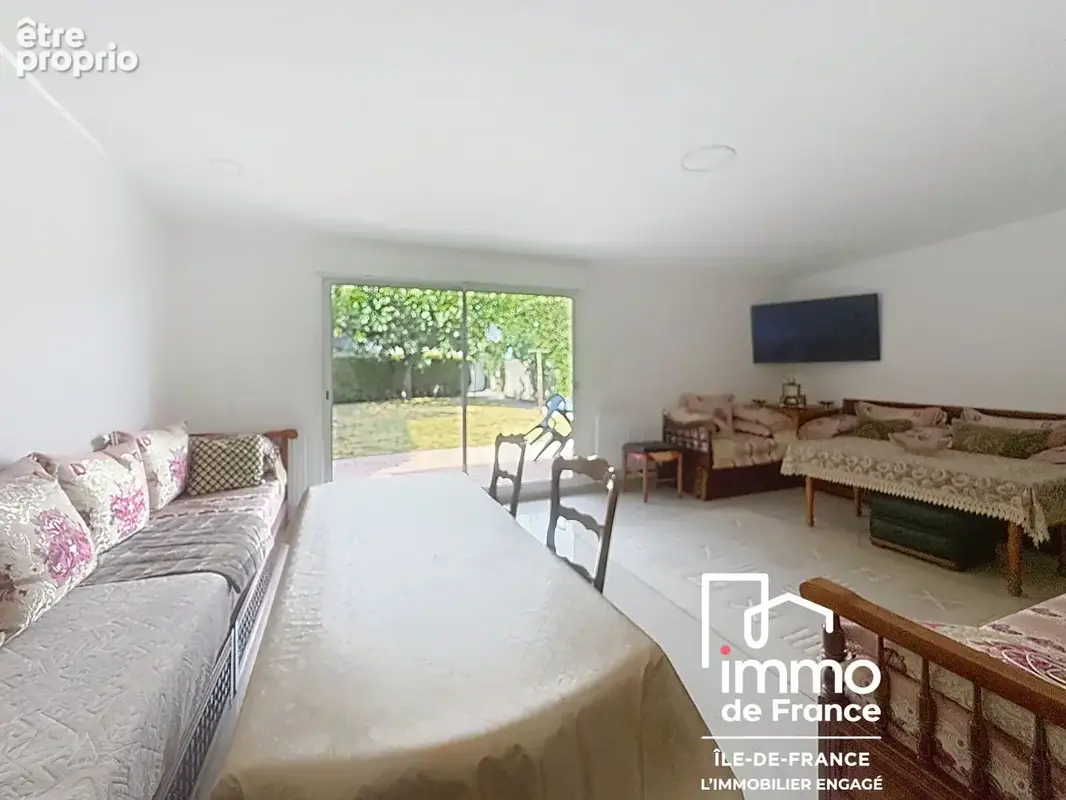 Maison à LE BLANC-MESNIL