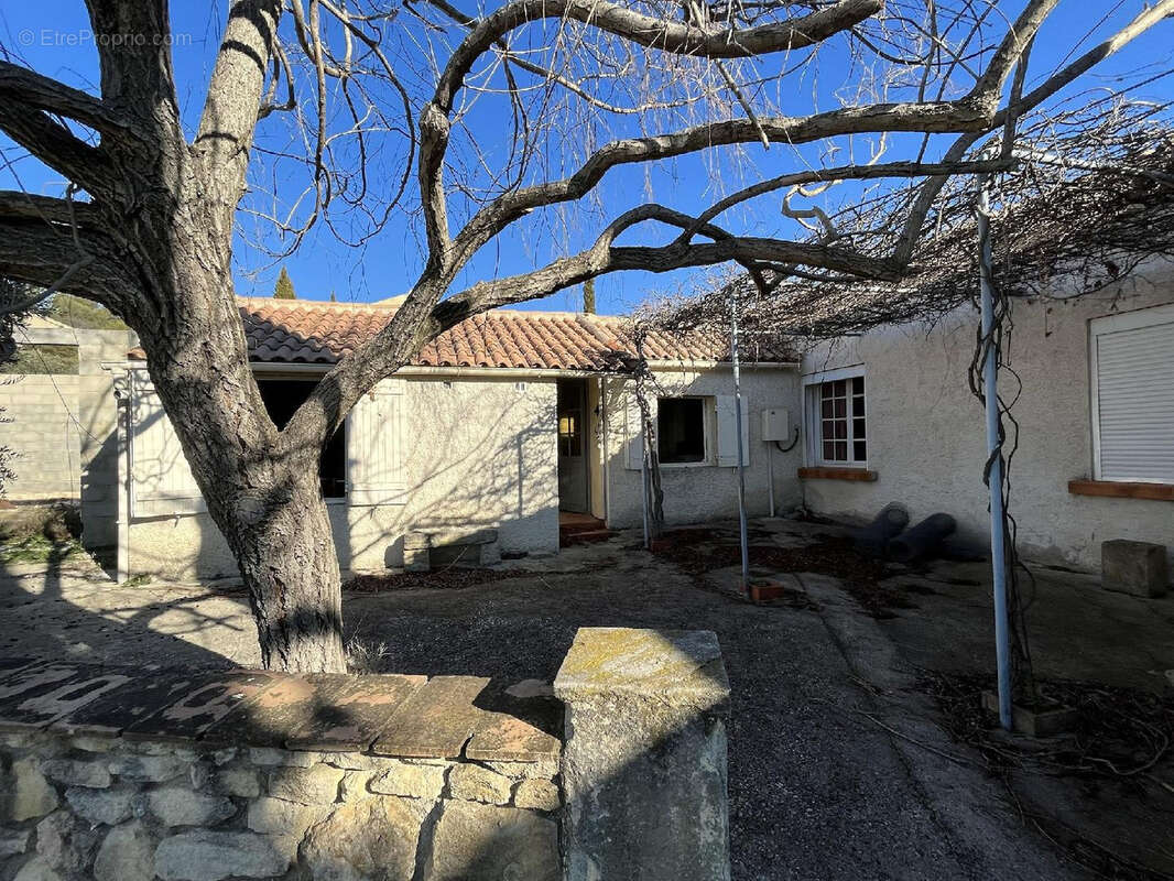 Maison à LE BARROUX