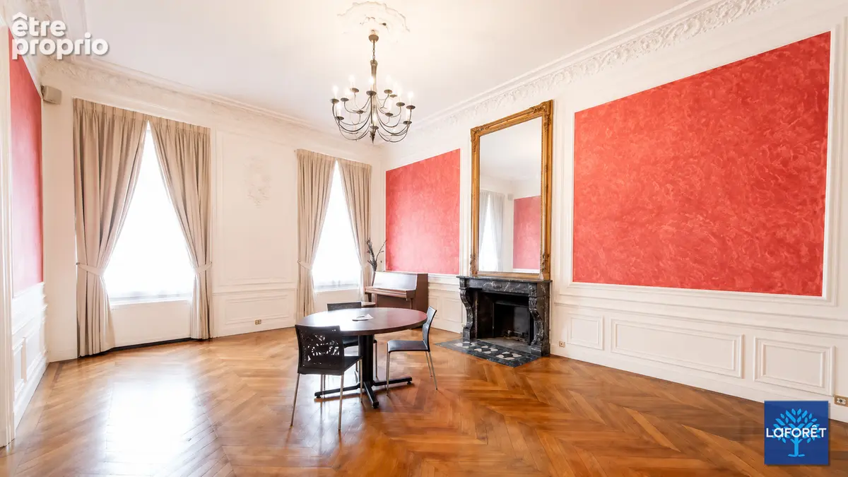 Hôtel particulier du XIXe siècle Valenciennes 700m2 - photo 9