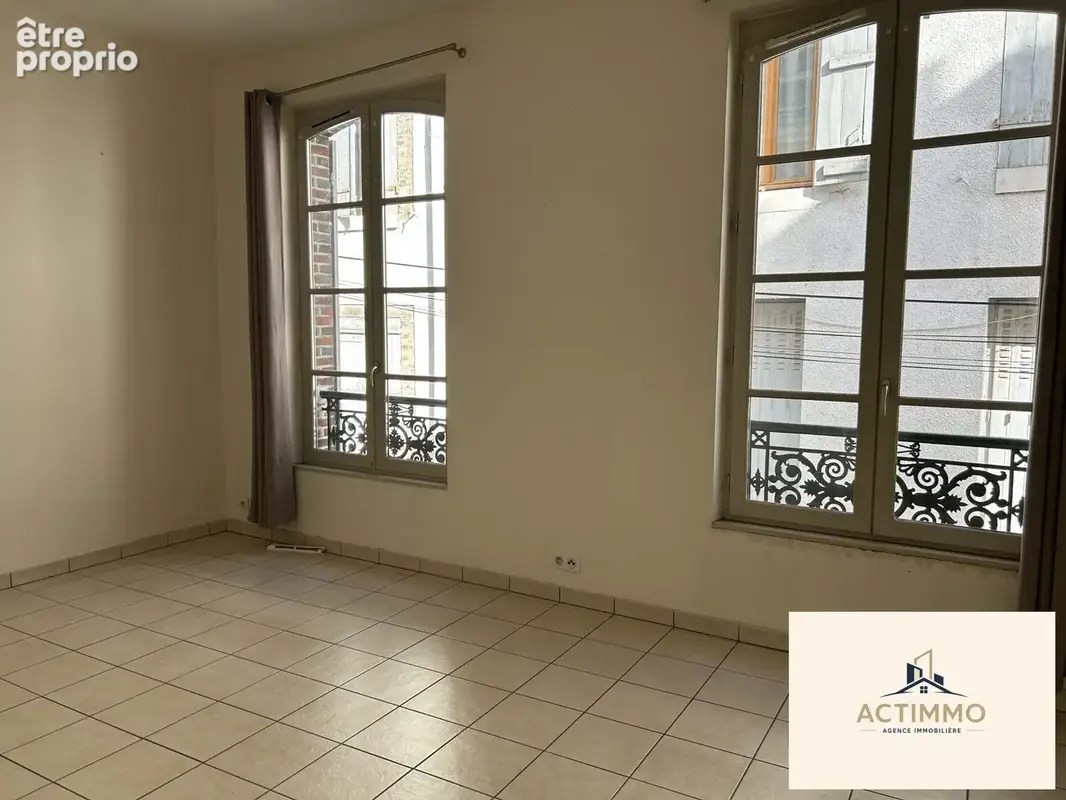 Appartement 3 pièces 65 m² à vendre à Joigny (89300) - photo 2