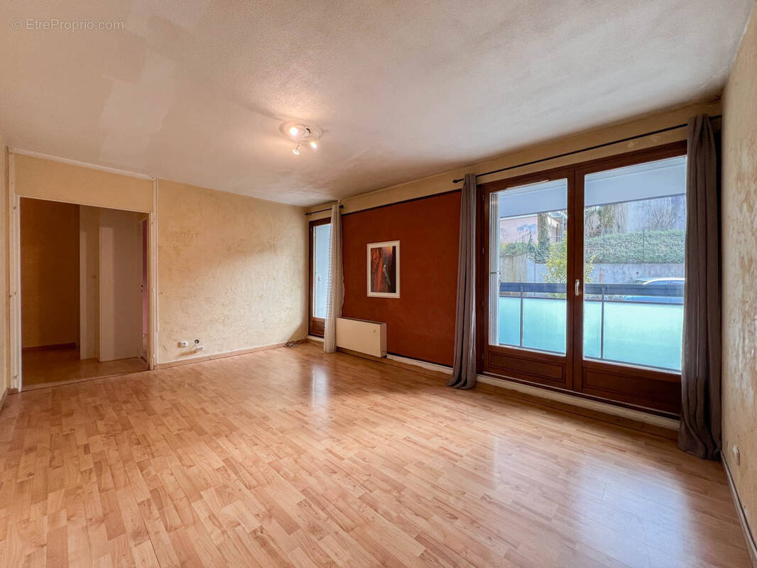 Appartement à MEYTHET