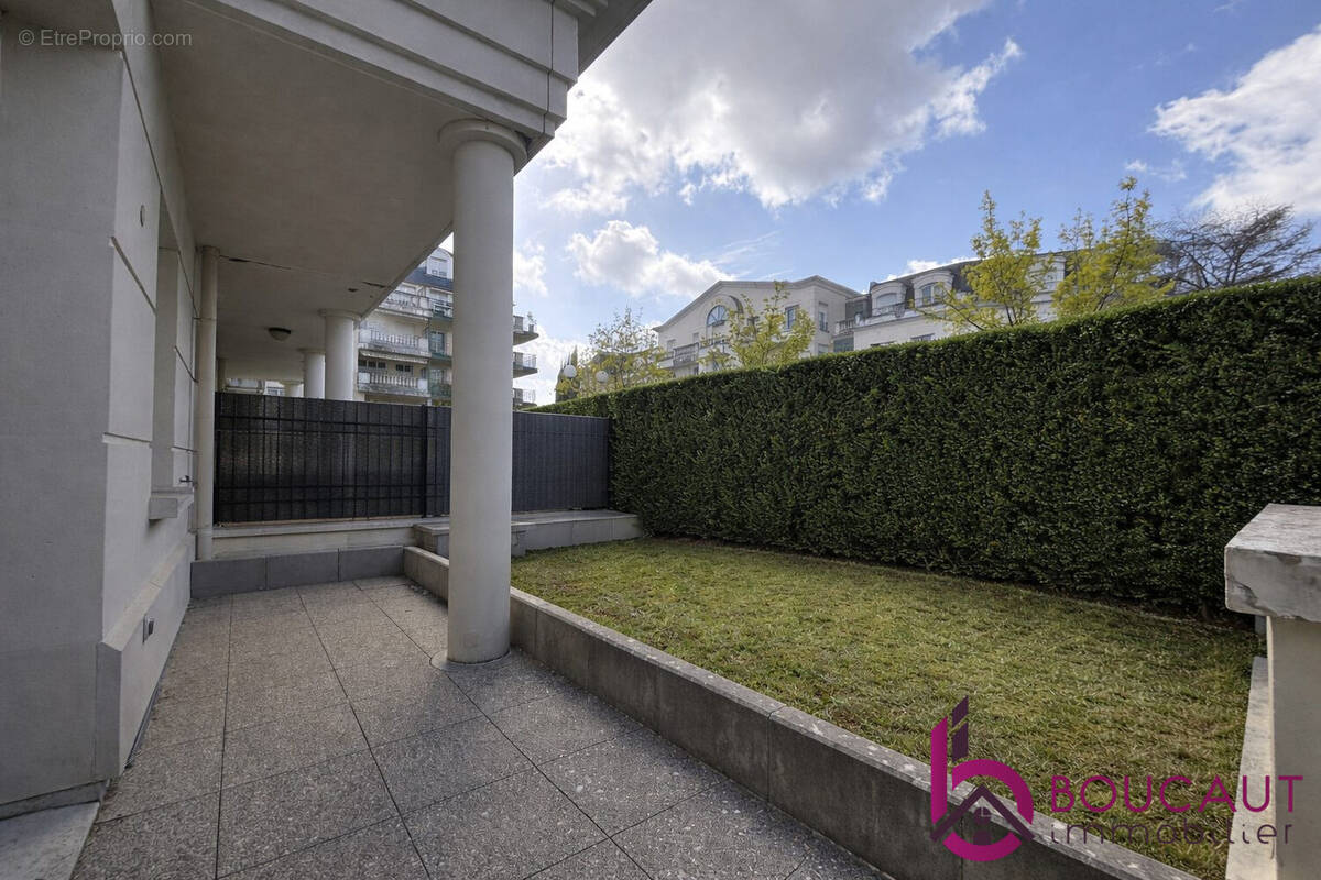 Appartement à LE PLESSIS-ROBINSON
