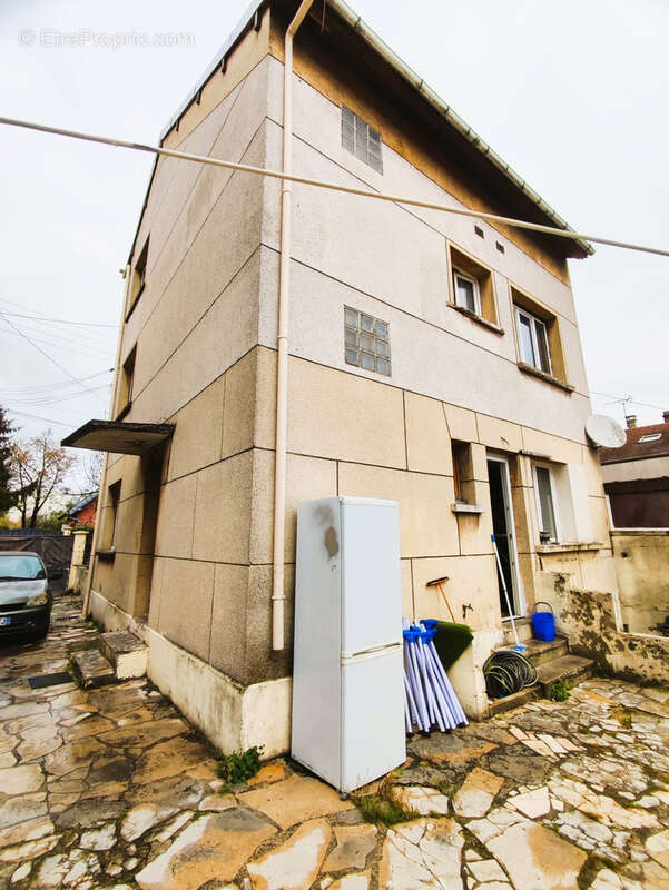 Maison à LE BLANC-MESNIL