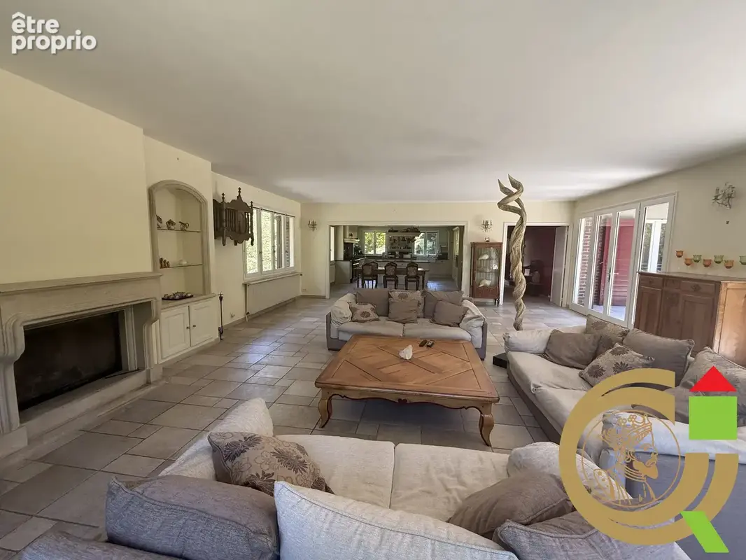 Maison 8 pièces 292 m² à vendre à Saint-Georges (62770) - photo 9