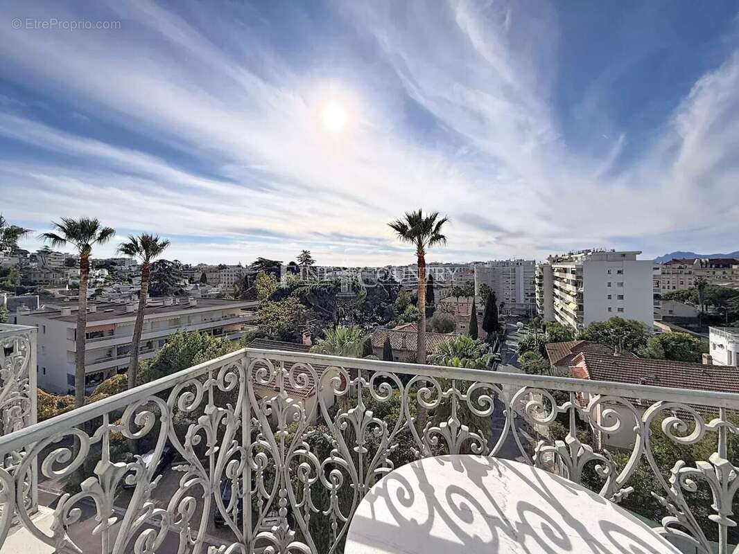 Appartement à CANNES