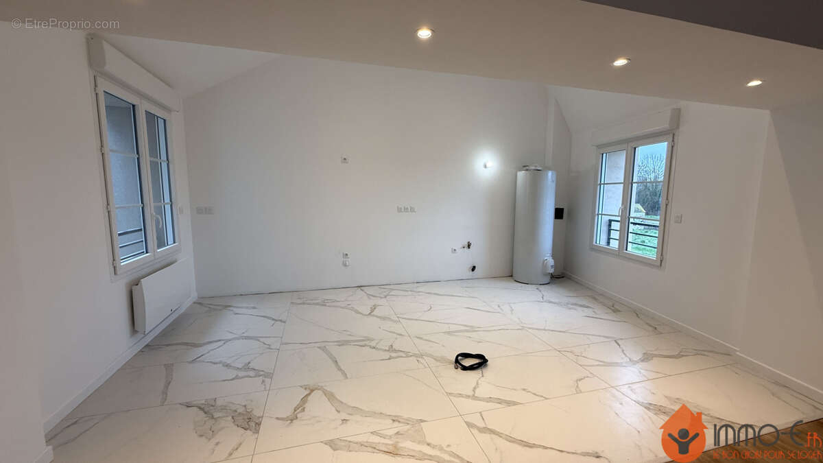 Appartement à BUSSY-SAINT-GEORGES